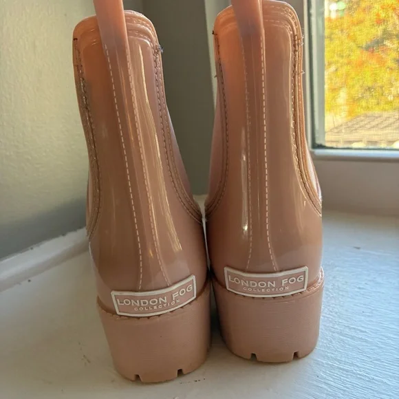 London Fog Women's Wembley Ankle Rain Boots Glossy Blush Pink Size 6 - Picture 4 of 8